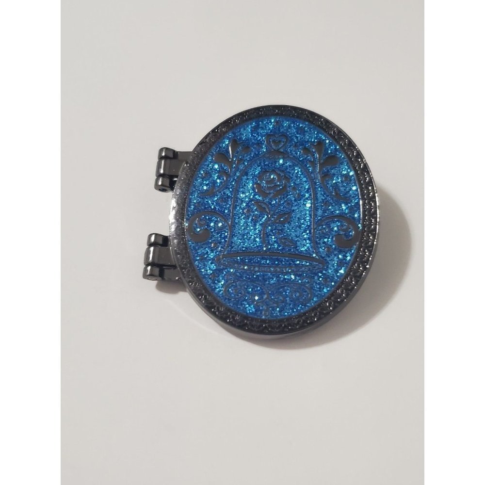 Loungefly - Beauty and the Beast - Princess Couple Portraits Locket Pin